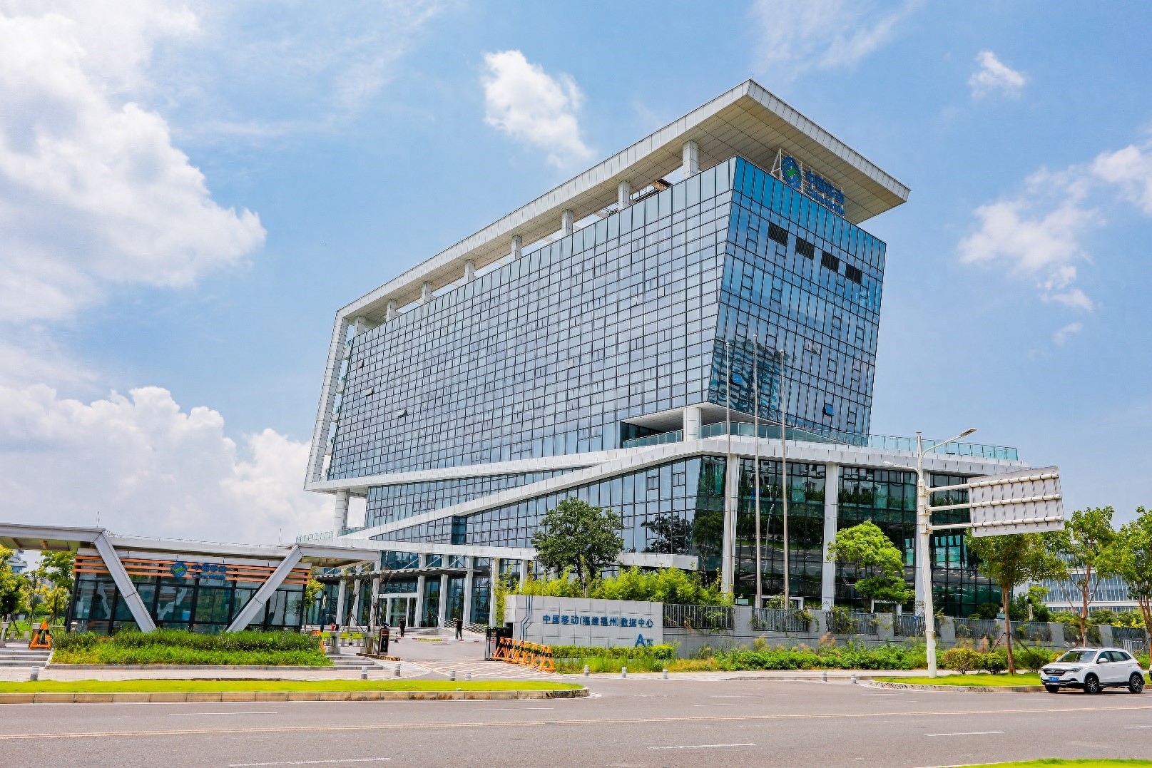 报社用电工程GCS低压抽屉柜电气原理图(图1)